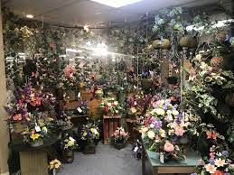 Fort wayne cottage flowers provides free same day flower delivery in fort wayne harlan huntertown new haven and woodburn in owner jerry schowe is well known for providing extraordinary quality. Gassafy Wholesale Home Facebook