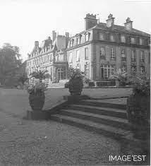 19 rue de wendel, hayange, 57700, france. Fiche Documentaire