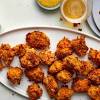 Air fryer popcorn is easy to make. 1