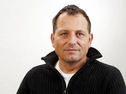 VON HEUTE AUF MORGEN