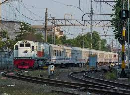Maybe you would like to learn more about one of these? Kereta Api Purwosari Wikipedia Bahasa Indonesia Ensiklopedia Bebas