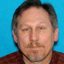 Deputies search for missing Schooner Creek man