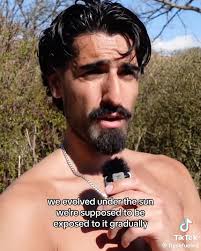 Infelizmente essa não é uma trend de Halloween e já está acontecendo há um  tempo… , Na rede vizinha, existem vários vídeos desencorajando as pessoas a  usar o protetor solar, alegando que a exposição ...