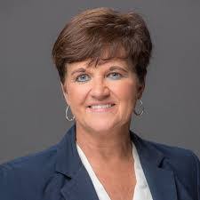 Robin Nicholson's Instagram, Twitter & Facebook