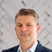 100+ perfiles de «Bigus»