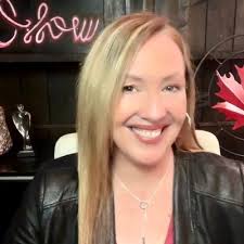 Amanda Ferry (@ajferry33)