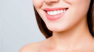 Votre dentiste ne peut pas vous recevoir rapidement et la douleur est insoutenable ! Douleur Dentaire Comment Soulager Une Rage De Dents Femme Actuelle Le Mag