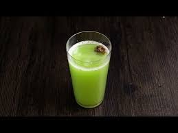 Antara manfaat yang hadir daripada buah epal hijau ini adalah: Green Apple Juice With Sour Plum Youtube