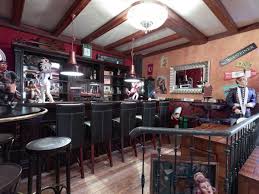 Impressionen Aus Dem Nostalgiepalast Nordhorn Bar Teke Tresen Gastronomieeinrichtung Gastronomie Kneipe M Gastronomieeinrichtung Ladeneinrichtung Tresen