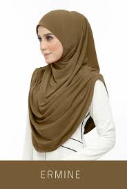 Cara pakai selendang dari hazanis. Tudung Teratai Italian Dari Fiera Design Meletopss Abayas Fashion Fashion Hijab Fashion
