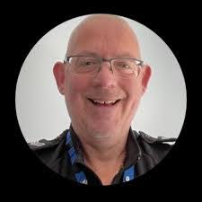 James Main's Instagram, Twitter & Facebook