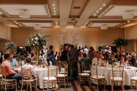The Drury Plaza Hotel Broadview Wedding Venue Wichita Kansas Reception Venues Venues Wedding