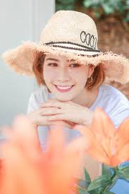 蘇花猴愛敗家- ᴾᴴᴼᵀᴼ ˢᵀᴼᴿᵞ☻ 好啦!因為之前我在限時動態分享我去弄牙齒很多女孩一直私訊我詢問相關問題...