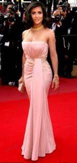 Salma hayek (salma valgarma hayek jiménez) was born on 2 september, 1966 in coatzacoalcos, mexico, is a mexican and american actress and producer. Salma Hayek Weight Height And Age We Know It All