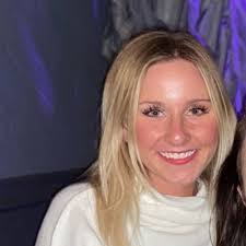 Laura Baumgartner's Instagram, Twitter & Facebook