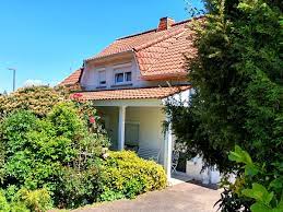 Jahrelang wurde dieser kostspielige umzug geplant. Ferienhaus Villa Am Eck Eichenzell Frau Ulrike Becker