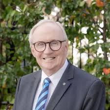 Meet your local professionals at Harcourts Packham