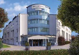 Passau, germany offers 10 hotels, the largest of which by amount of meeting space are the mk hotel passau, with 819 square feet of event space, and the dormero hotel passau, with 267 square feet of event space.check out the full directory of passau, germany meeting hotels below. Home Ibbhotelpassau De