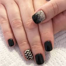 Black And Gold Glitter Toe Nails Black And Gold Gel Nails Black And Gold Nails Gel Nails Glitter Nails Chevron Nails Nail Art Gold Nails Gold Gel Nails Chevron Nails