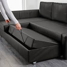 Ikea presenta beddinge lövås, un prodotto capace di coniugare funzionalità e design grazie alla sua pratica struttura che si trasforma da comodo e confortevole divano a tre posti a letto matrimoniale e alla vasta gamma di colori che offre. Friheten Divano Letto Angolare Contenitore Bomstad Nero Ikea Svizzera