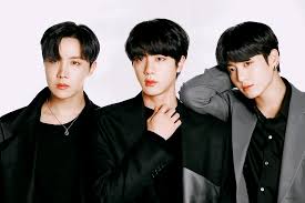 Share the best gifs now >>> Jhope Jin Jungkook Bts Bangtan Bts Jungkook