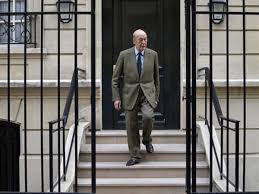 Former french president valery giscard d'estaing attends a news conference in paris 2/5. Hi9yltaehevd M