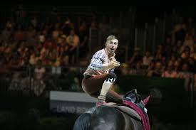 La compagnie noroc a pour objet le développement, la formation et la promotion de la voltige équestre au travers du sport, des arts et du. These 2 Weg Men S Freestyle Vaulting Performances Are Completely Bananas Horse Nation