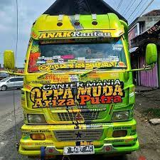 Untuk membuat modifikasi mobil truk seperti di atas tentu saja membutuhkan biaya yang cukup banyak. Modifikasi Truk Canter Full Modif Konsep Mobil Modifikasi Mobil 4x4
