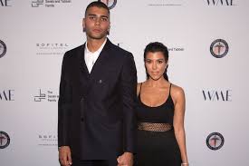 The first piece of evidence comes from hairstylist glen oropeza, who sparked rumors that the pair had either gotten engaged or. Kourtney Kardashian And Boyfriend Younes Bendjima Break Up