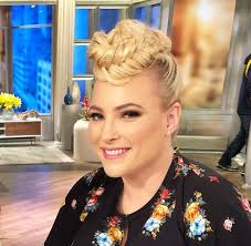 Meghan mccain knows you're talking about her hair and makeup — but it's all in the name of experimentation. Megan Mccain S Hairdresser Doesn T Like Her Justfuckmyshitup