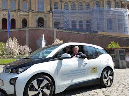 Bayerischen staatsministerium des innern oberste baubehörde im bayerischen staatsministerium des innern postfach 22 12 53 • 80502 münchen telefon: Automatisiertes Fahren Diese Innovationen Haben Hochste Bedeutung Fur Bayern Bayernkurier