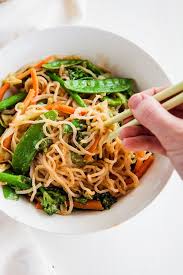 Add the konjac noodles and boil for 3 minutes. 20 Easy Shirataki Noodle Recipes Best Low Carb Pasta Dinner Ideas