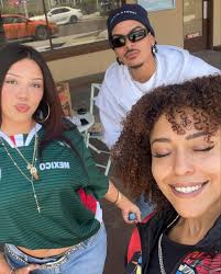 Ina (@mercilesc) · Instagram 照片和视频