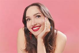 Maureen Callaghan's Instagram, Twitter & Facebook