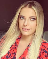 Eda Ece Turkish Beauty Instagram Lawyer Fashion