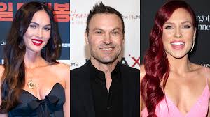 It's no different on easter sunday when brian austin green's wife stepped out with minimal makeup in los feliz, california. Megan Fox Reacts To Brian Austin Green Sharna Burgess Dating Stylecaster