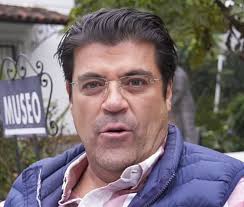 Jorge Van's Instagram, Twitter & Facebook