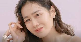 6 beauty tips from Son Ye-jin, star of Netflix's Thirty-Nine: the secrets  to her age-defying looks at age 40 are aloe vera, sunscreen, cleansing …  and cucumber eye masks