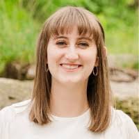 Kathryn Goetz's Instagram, Twitter & Facebook