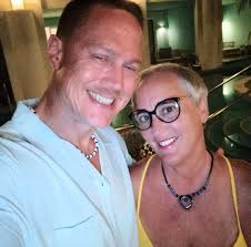 Can someone post pictures of a partial view room in the South tower at The  Royal Floridian?