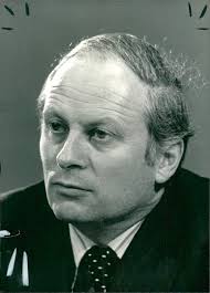 Amazon.com: Vintage photo of Richard Luce, Baron Luce Member of Parliament  of the United Kingdom, : Hogar y Cocina