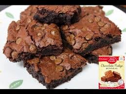 Impress friends and family at. Betty Crocker Chocolate Fudge Brownies With Choc Chips Quick And Easy Baking Youtube