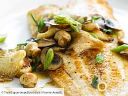 Sole Aux Pleurotes Et Petits Champignons De Paris En 2020 Recettes De Cuisine Pleurote Champignon De Paris