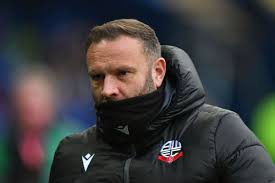 Ian Evatt :: Ian Ross Evatt :: Manager :: Statistics :: Titles :: Titles  (in-depth) :: Career :: Fixtures :: News & Features :: Videos :: Photos ::  playmakerstats.com