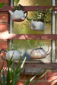 Gartenideen Mit Alten Haushaltssachen Oder Deko Schatze Vom Flohmarkt Garten Ideen Garten Gartencontainer