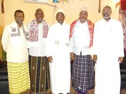 Traditional Clothing Of Somalia Sarongs For Men And Virtuous Attire For Women Somali Clothes Traditional Outfits Clothes