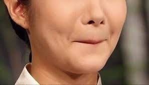 지하철에 공익이 필요한 이유 *마스크 안쓰고 진상 부리는 아줌마 끌어내리는 상황