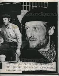 Victor Abel's Instagram, Twitter & Facebook