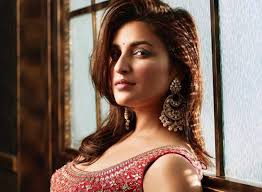 Parineeti Chopra Profile Parineeti Chopra Indian Movie Actress Debut With Ladies Vs Ricky Behl Since the time priyanka chopra and nick jonas have made their engagement official on social media, the fans are parineeti had all nice things to say about priyanka's fiance.