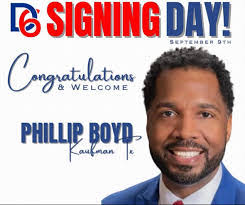 Lakisha Staples's Instagram, Twitter & Facebook